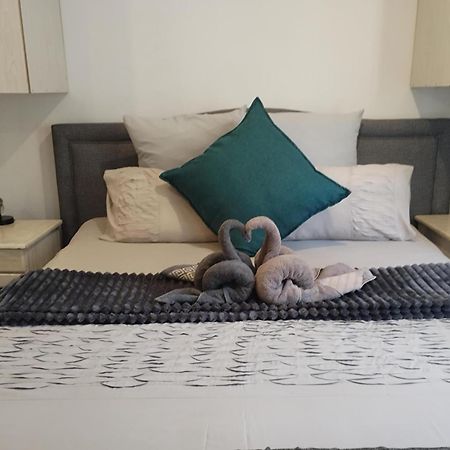Atterbury Self Catering Studios Претория Екстериор снимка