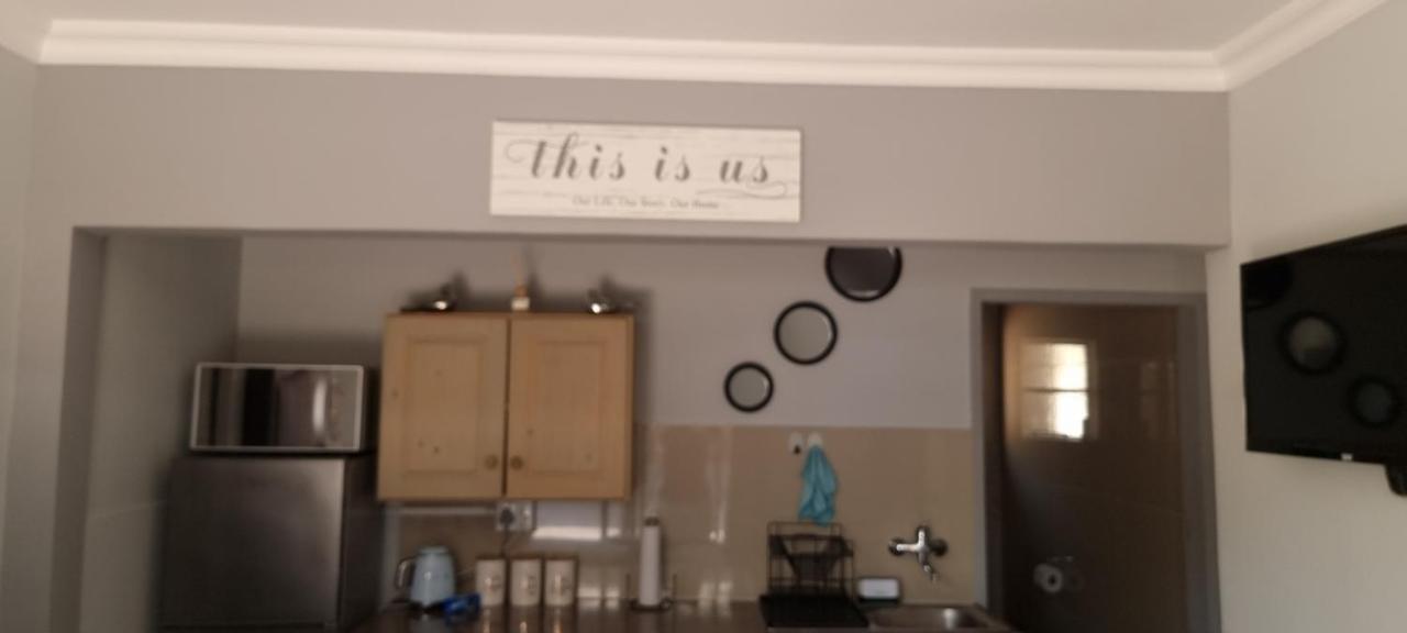 Atterbury Self Catering Studios Претория Екстериор снимка