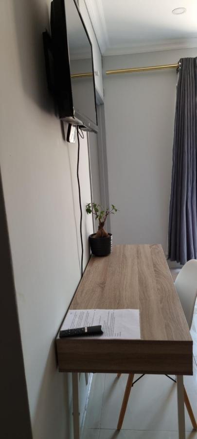 Atterbury Self Catering Studios Претория Екстериор снимка