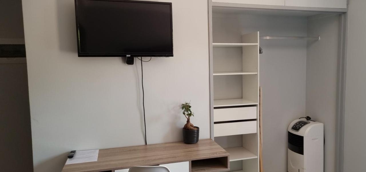 Atterbury Self Catering Studios Претория Екстериор снимка