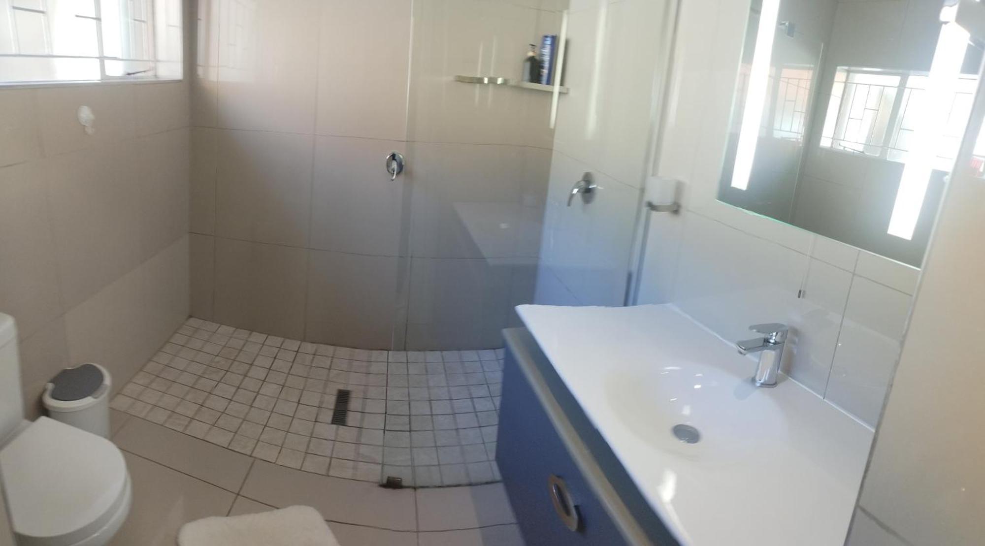 Atterbury Self Catering Studios Претория Екстериор снимка